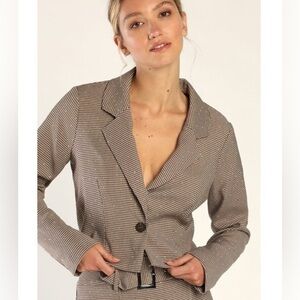 NWT Lulu’s Houndstooth Blazer